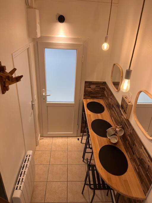 Studio Duplex Hypercentre Au Calme Avec Parking Fontainebleau Exterior photo