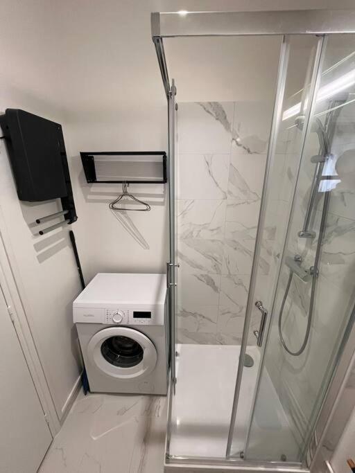 Studio Duplex Hypercentre Au Calme Avec Parking Fontainebleau Exterior photo